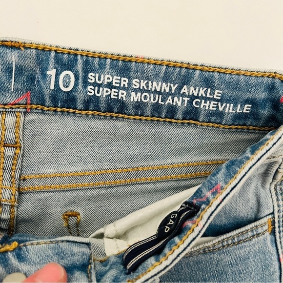 Gap Kids Star Printed Super Skinny Ankle Denim Jeans Light Wash Raw Hems Sz 10 - Picture 3 of 14